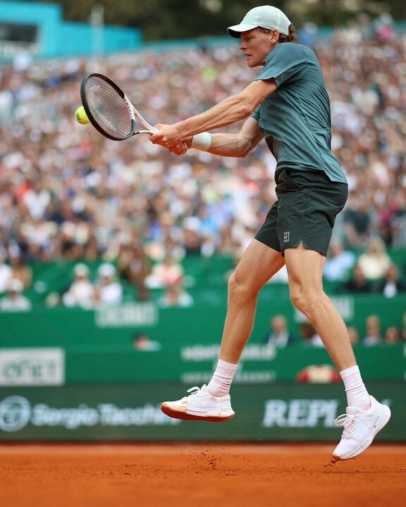 Sinner Advances Confidently in Monte Carlo